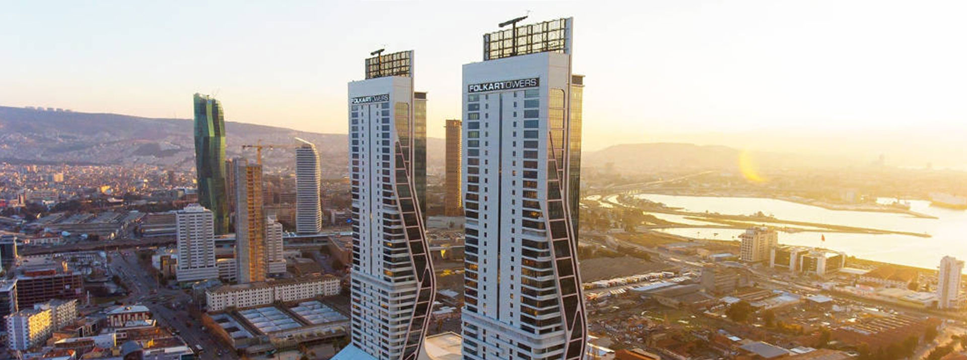 Commercial Investment in Twin Tower Izmir 